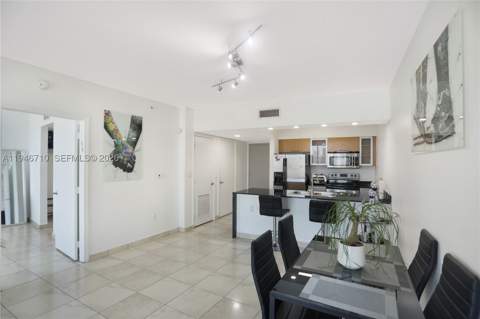 1750 N Bayshore Dr 3210, Miami FL - photo 15 of 40