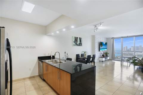 1750 N Bayshore Dr 3210, Miami FL - photo 21 of 40