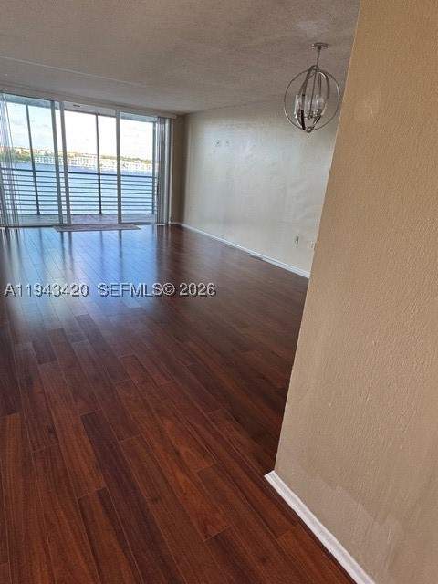 1 bedroom Condominium at 1075 NE Miami Gardens Dr 706, Royal Bahamian West, Miami — photo 4