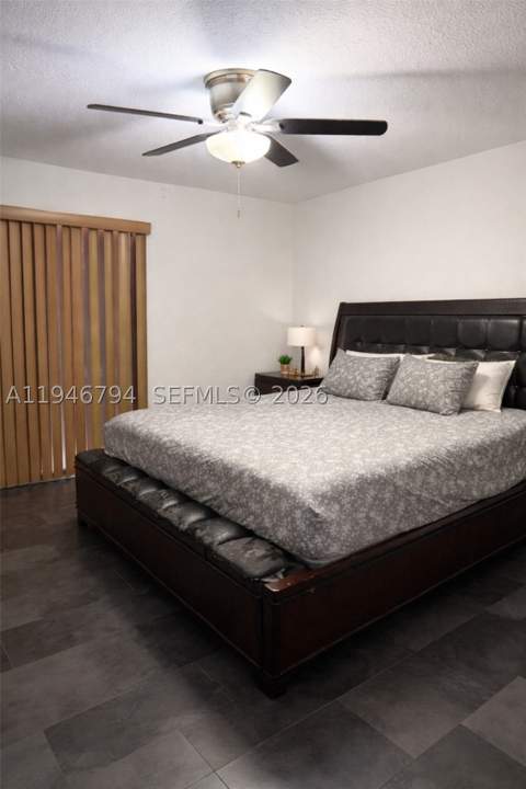 2190 W 60th St 21201, Hialeah FL - photo 8 of 12