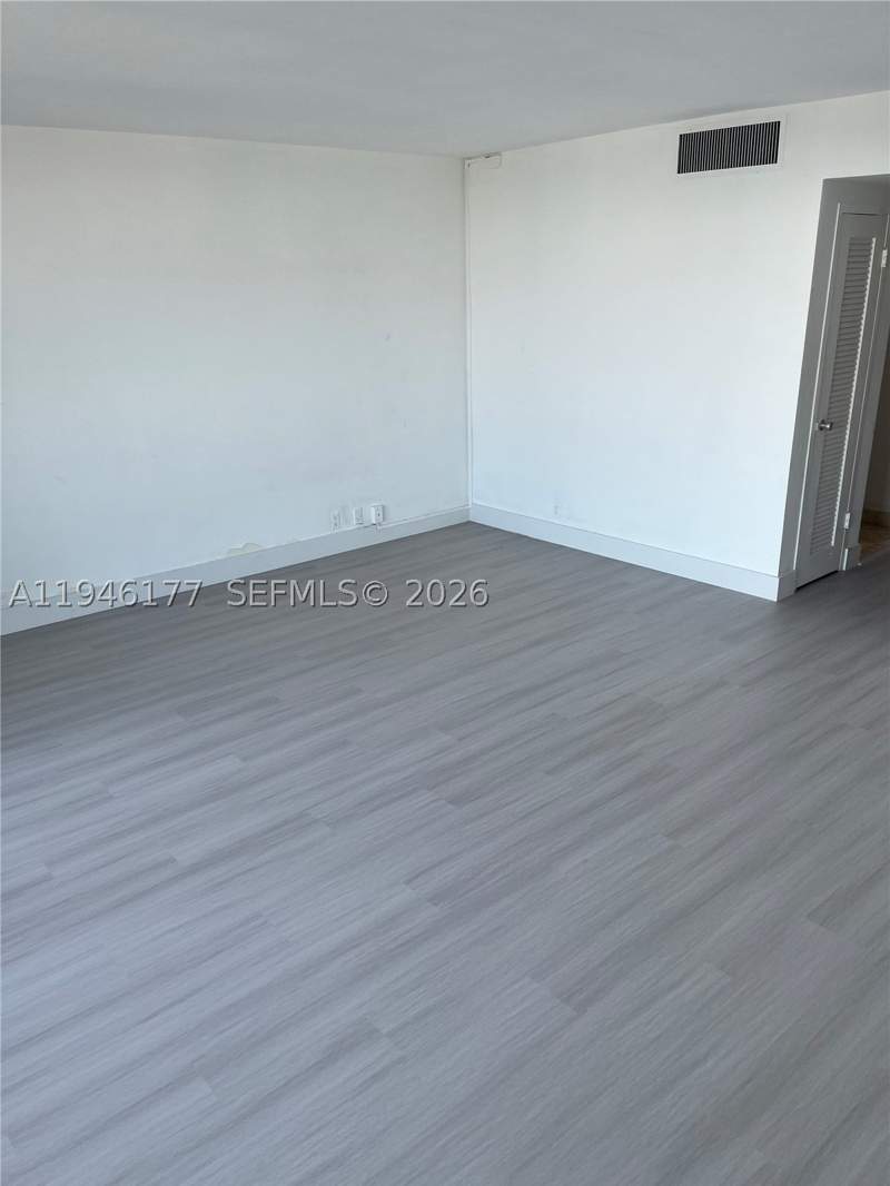 0 bedroom Condominium at 1000 West Ave 1006, Mirador 1000 Condo, Miami Beach — photo 4