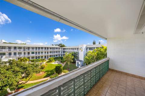 15600 NE 6th Ave 28D, Miami FL - photo 18 of 31