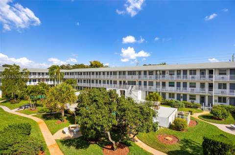 15600 NE 6th Ave 28D, Miami FL - photo 20 of 31