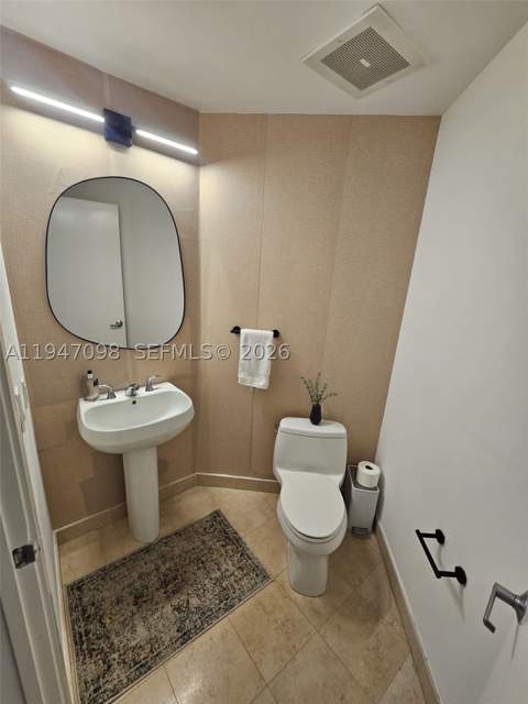 1060 Brickell Ave 1917, Miami FL - photo 11 of 24