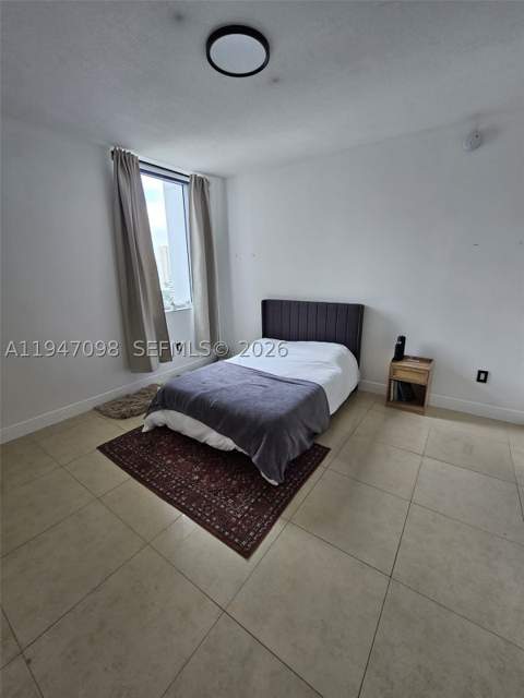 1060 Brickell Ave 1917, Miami FL - photo 15 of 24