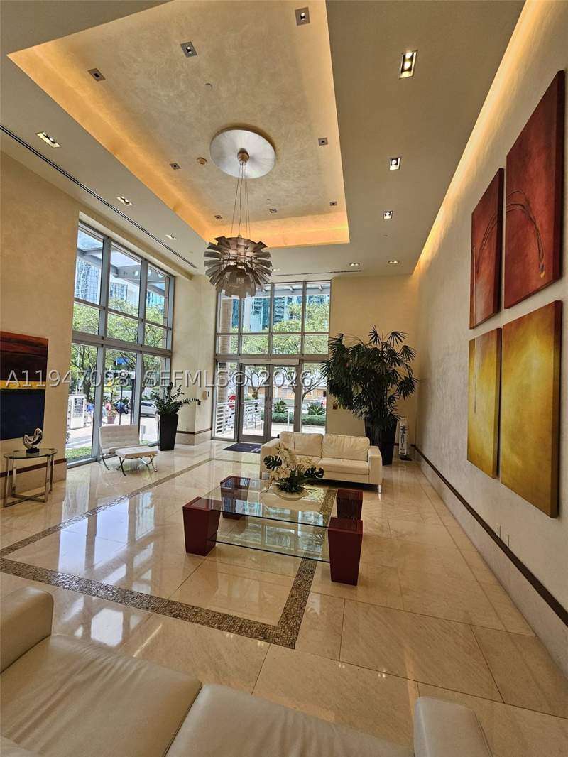 2 bedroom Condominium at 1060 Brickell Ave 1917, 1060 Brickell Condo, Miami — photo 2
