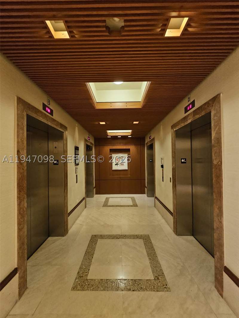 2 bedroom Condominium at 1060 Brickell Ave 1917, 1060 Brickell Condo, Miami — photo 4