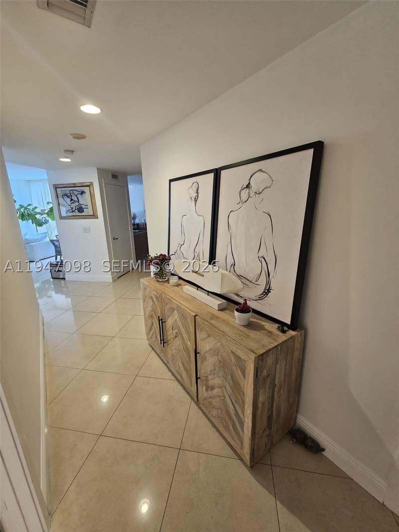 2 bedroom Condominium at 1060 Brickell Ave 1917, 1060 Brickell Condo, Miami — photo 5