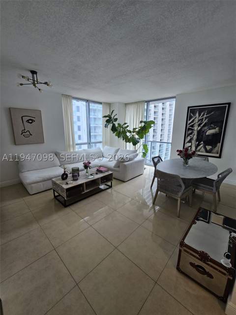 1060 Brickell Ave 1917, Miami FL - photo 6 of 24