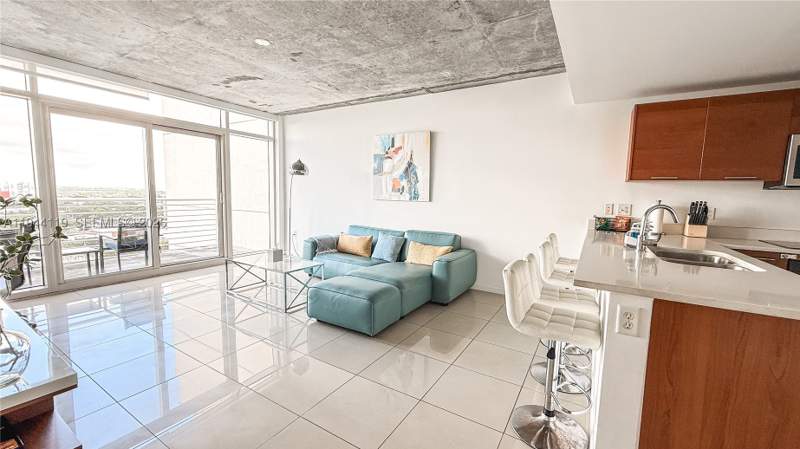 1 bedroom Condominium at 3250 NE 1st Ave 1110, Midblock Miami Condo, Miami — photo 2