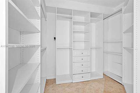 19900 E Country Club Dr 502, Aventura FL - photo 12 of 27