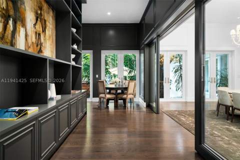 4100 Kiaora St, Miami FL - photo 23 of 35