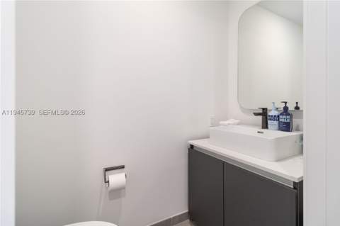 227 NE 2nd St 2506, Miami FL - photo 16 of 48