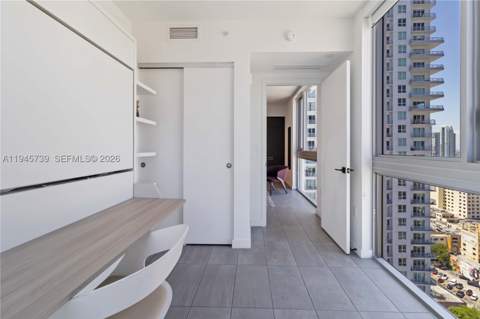 227 NE 2nd St 2506, Miami FL - photo 20 of 48