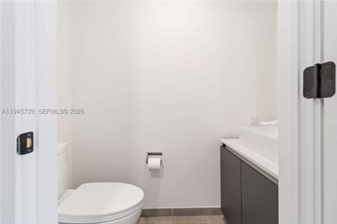 227 NE 2nd St 2506, Miami FL - photo 21 of 48