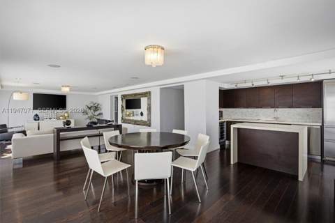 1250 Ocean Dr Ph1, Miami Beach FL - photo 13 of 59
