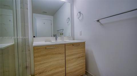 16385 Biscayne Blvd 1415, North Miami Beach FL - photo 15 of 36