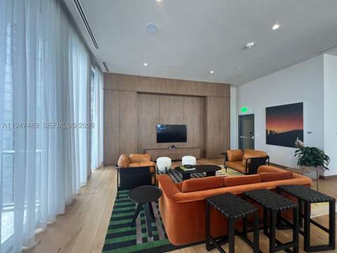 11 NE 6 St 814, Miami FL - photo 6 of 58