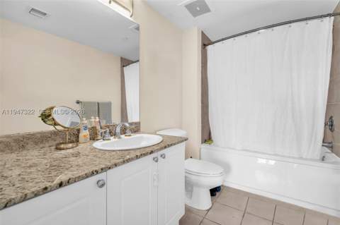 19501 W Country Club Dr 505, Aventura FL - photo 17 of 41