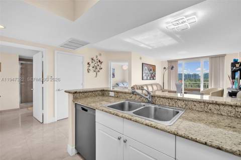 19501 W Country Club Dr 505, Aventura FL - photo 24 of 41