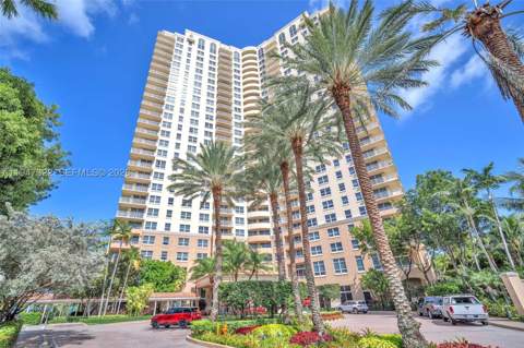 19501 W Country Club Dr 505, Aventura FL - photo 9 of 41
