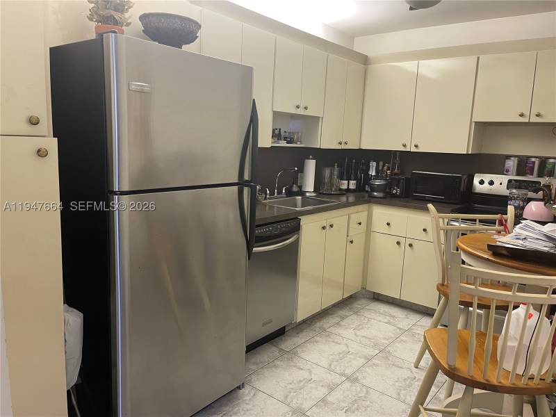2 bedroom Condominium at 20100 W Country Club Dr 507, Bonavida Condo, Aventura — photo 4
