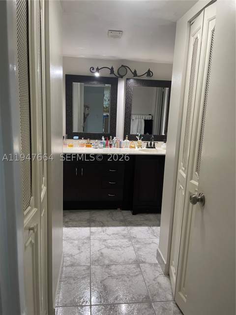 20100 W Country Club Dr 507, Aventura FL - photo 6 of 28