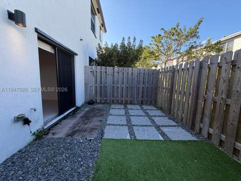 909 NE 211th St, Miami FL - photo 11 of 52