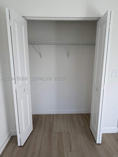 909 NE 211th St, Miami FL - photo 24 of 52