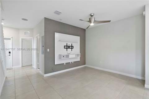 2751 SE 15th St, Homestead FL - photo 7 of 33