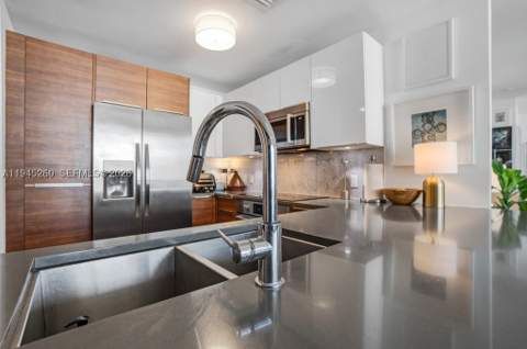 601 NE 27th St 1505, Miami FL - photo 8 of 52