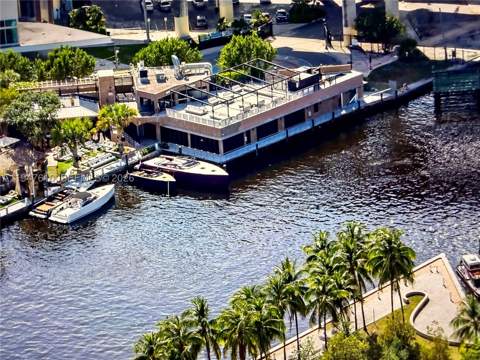 92 SW 3rd St 4709, Miami FL - photo 13 of 18