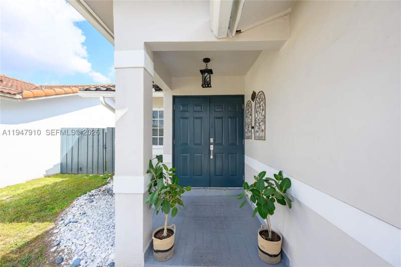 3 bedroom SingleFamilyResidence at 4761 SW 146th Ave, Garson Sub Sec 1, Miami — photo 3