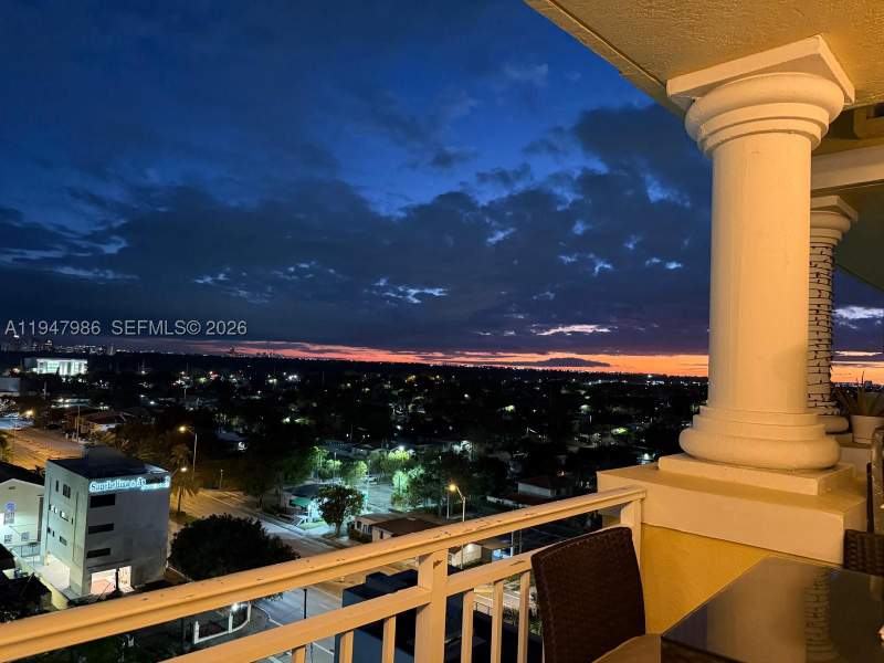 2 bedroom Condominium at 215 SW 42nd Ave Ph08, Lejeune Plaza Condo, Miami — photo 4