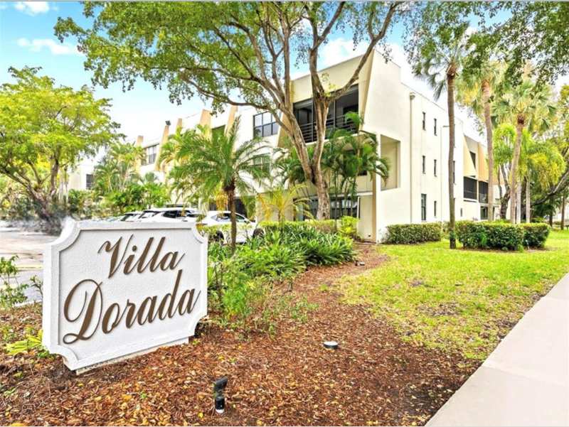 3 bedroom Condominium at 20441 NE 30th Avenue 218-9, Villa Dorada, Miami — photo 1