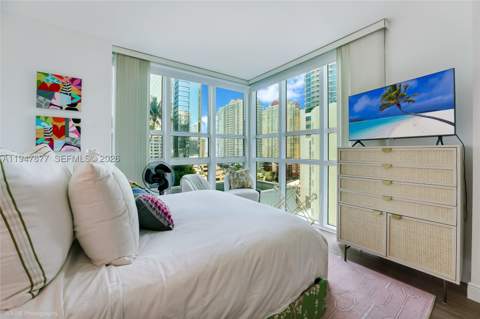 951 Brickell Ave 1110, Miami FL - photo 13 of 42
