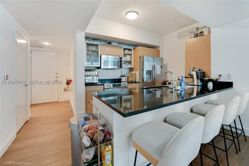 2 bedroom Condominium at 951 Brickell Ave 1110, The Plaza 901 Brickell Co, Miami — photo 2