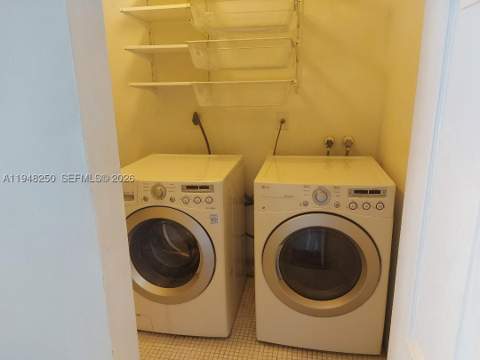 20033 NE 2nd Pl, Miami FL - photo 10 of 23