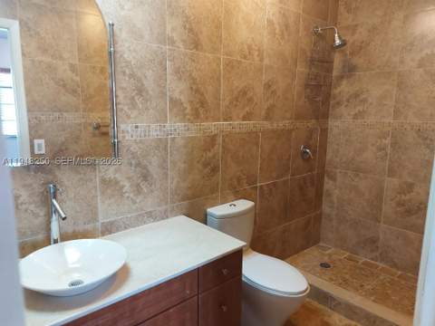 20033 NE 2nd Pl, Miami FL - photo 16 of 23
