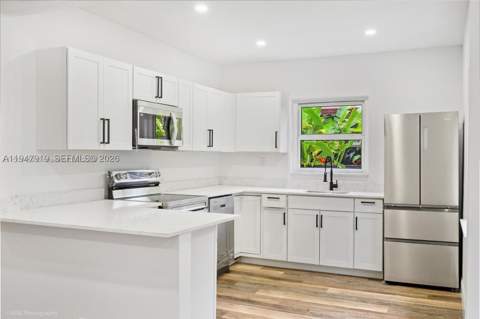 311 NE 90th St, El Portal FL - photo 6 of 11