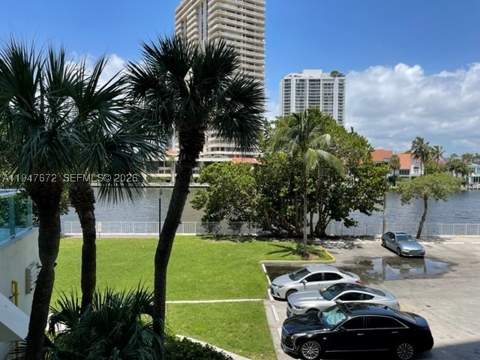 19390 Collins Ave 219, Sunny Isles Beach FL - photo 7 of 27