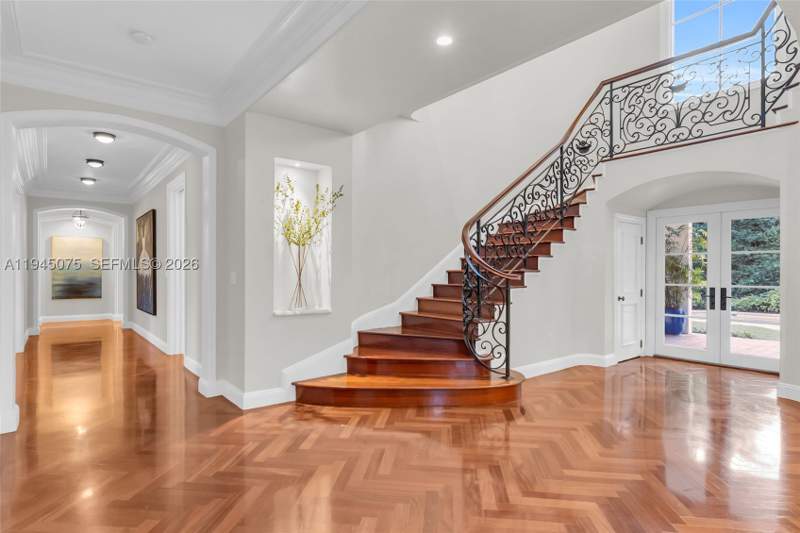 6 bedroom SingleFamilyResidence at 7426 SW 49th Pl, Stonegate, Miami — photo 4