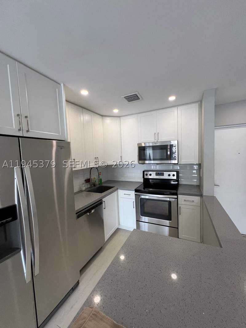 1 bedroom Condominium at 3642 NE 171st St 504, Dolphin Condo, North Miami Beach — photo 3