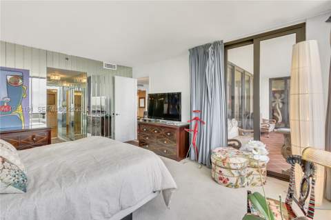 11113 Biscayne Blvd Ph8, Miami FL - photo 15 of 41