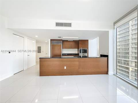 475 Brickell Ave 4215, Miami FL - photo 15 of 37