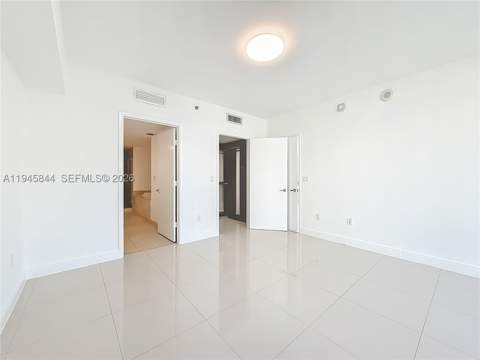 475 Brickell Ave 4215, Miami FL - photo 20 of 37