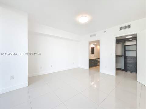 475 Brickell Ave 4215, Miami FL - photo 21 of 37
