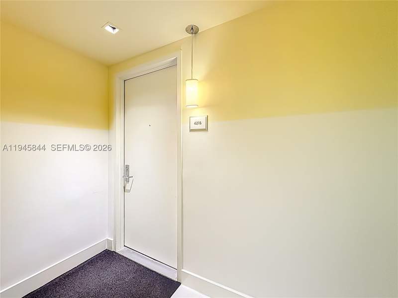 2 bedroom Condominium at 475 Brickell Ave 4215, Iconbrickell Condo No 1, Miami — photo 4