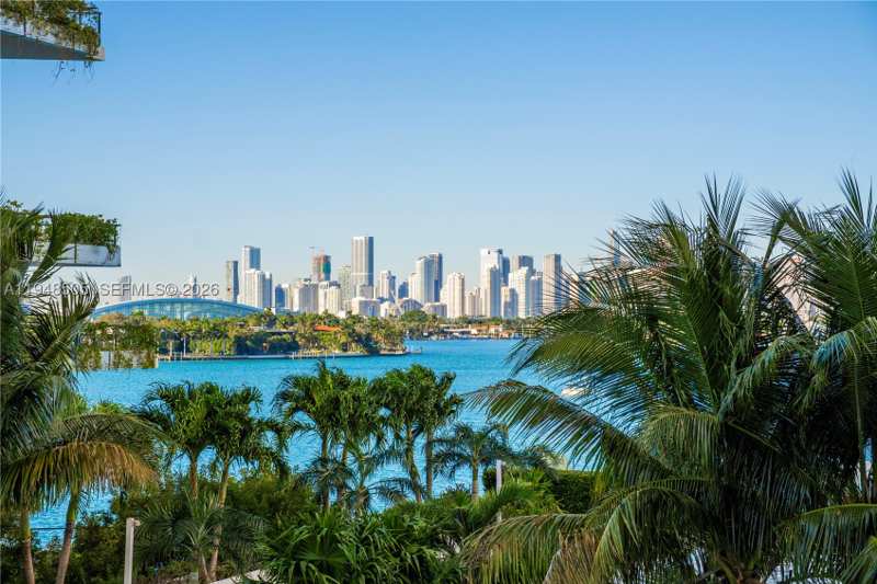 1 bedroom Condominium at 1330 West Ave 610, The Waverly At South Beac, Miami Beach — photo 1