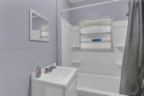 1478 NW 74th St, Miami FL - photo 10 of 17